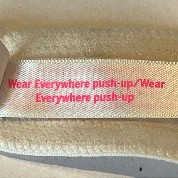 PINK Wear Everywher Push -up Bra White Underwire Size 34DD - Picture 8 of 8